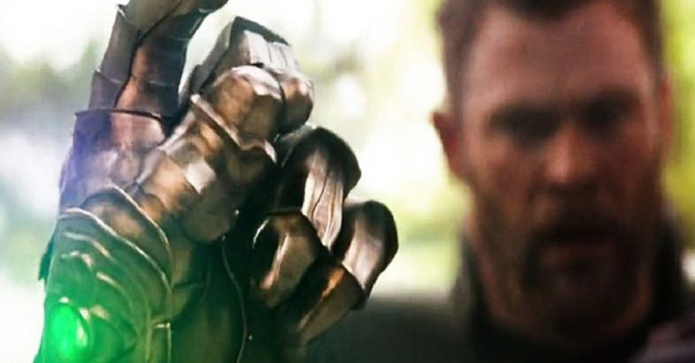 Universo Cinematográfico Marvel estalo Thanos