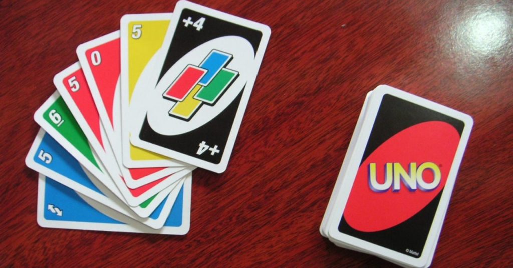 Você joga errado! Uno confirma controversa regra da carta +4