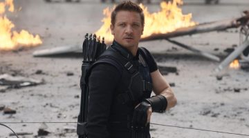 Jeremy Renner nega acusações de assédio feitas por diretora de cinema
