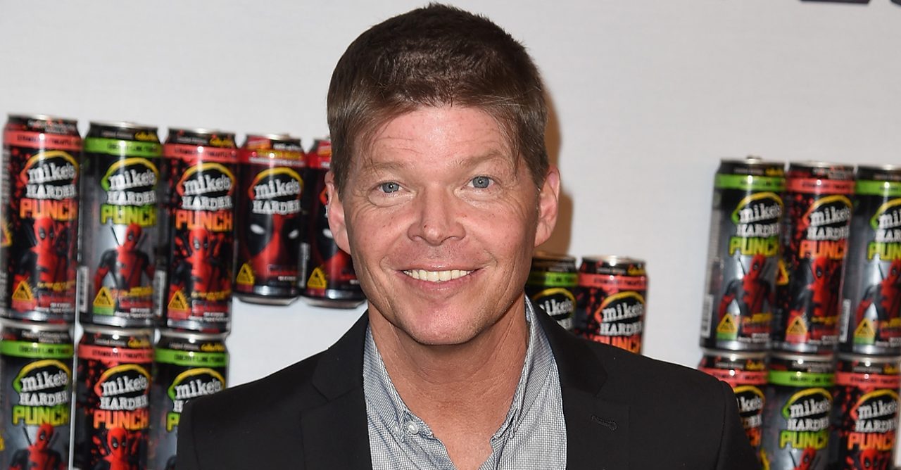 Rob Liefeld tira sarro de seu próprio desenho do Capitão América
