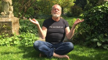 Diretor Terry Gilliam critica filmes da Marvel e diz que odiou Pantera Negra