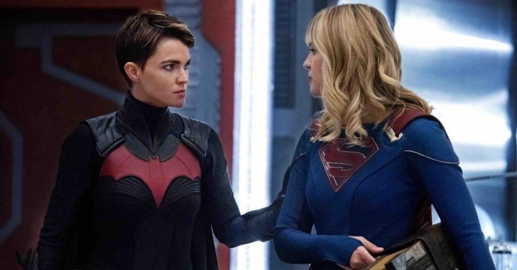 Supergirl e Batwoman não terão crossover nas atuais temporadas