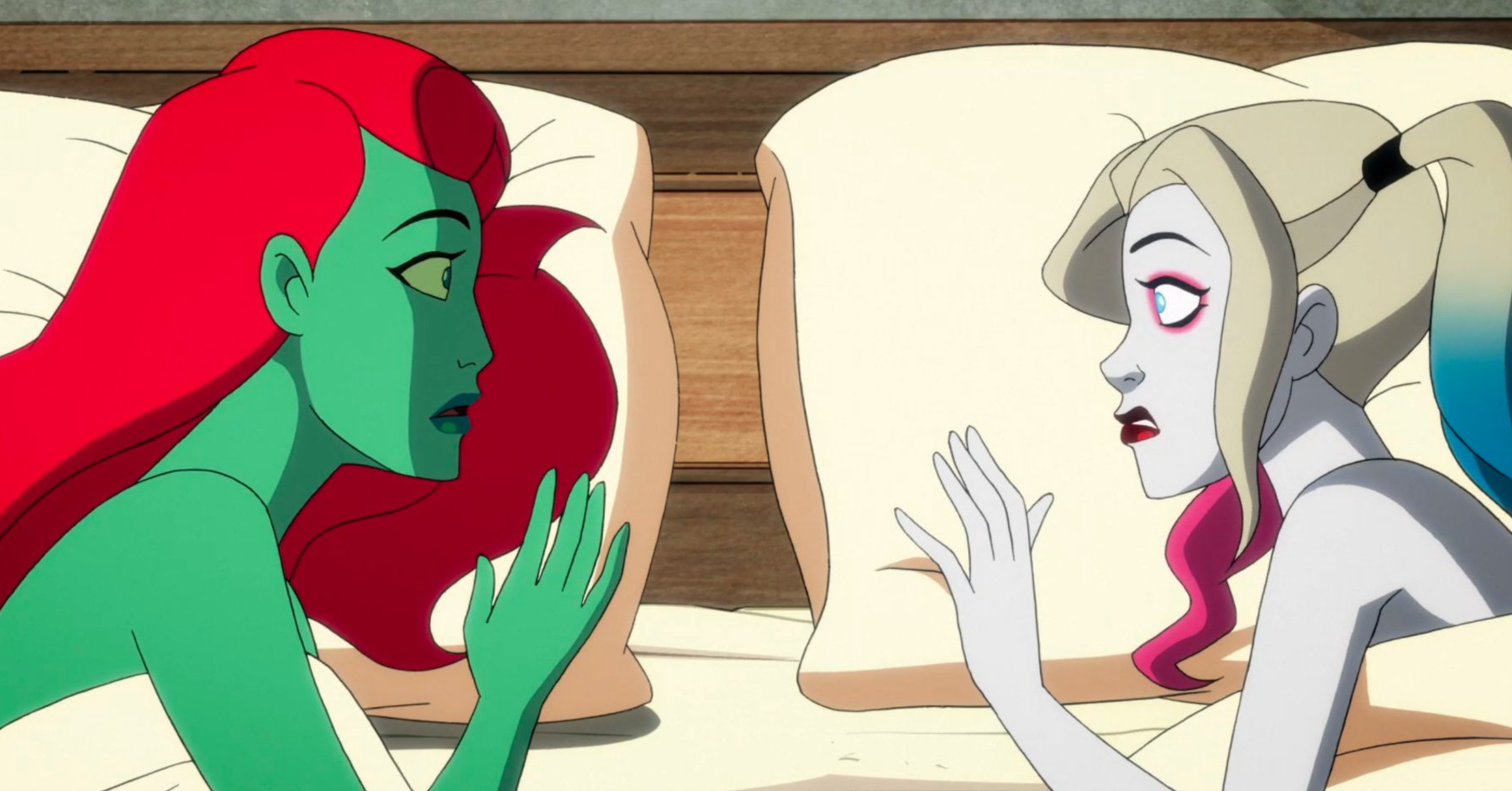 Após beijo em série animada, Arlequina e Hera Venenosa fazem sexo; confira
