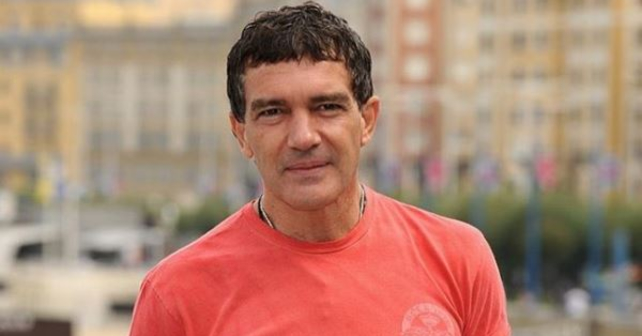 Completando 60 anos, Antonio Banderas revela que está com o coronavírus