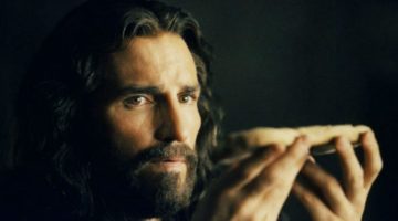 A Paixão de Cristo 2, de Mel Gibson, será ‘maior filme da história’, diz ator