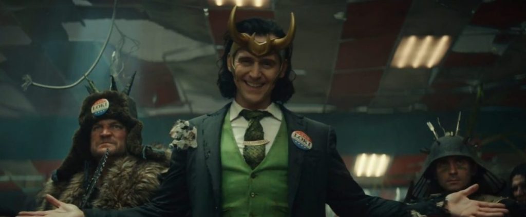 Vingadores: Doutor Destino tem total conexão com Loki, diz Tom Hiddleston