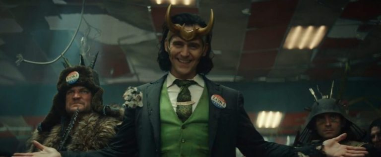 Vingadores: Doutor Destino tem total conexão com Loki, diz Tom Hiddleston