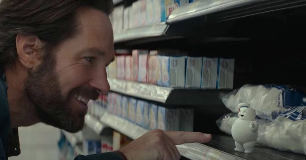 Mini homem de marshmallow aparece em clipe de Os Caça-Fantasmas: Mais Além