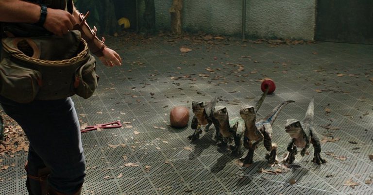 jurassic park world bebes dinossauros velociraptor