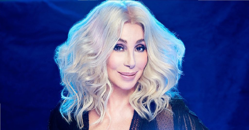Cher anuncia filme biográfico com roteirista de ‘Nasce Uma Estrela’