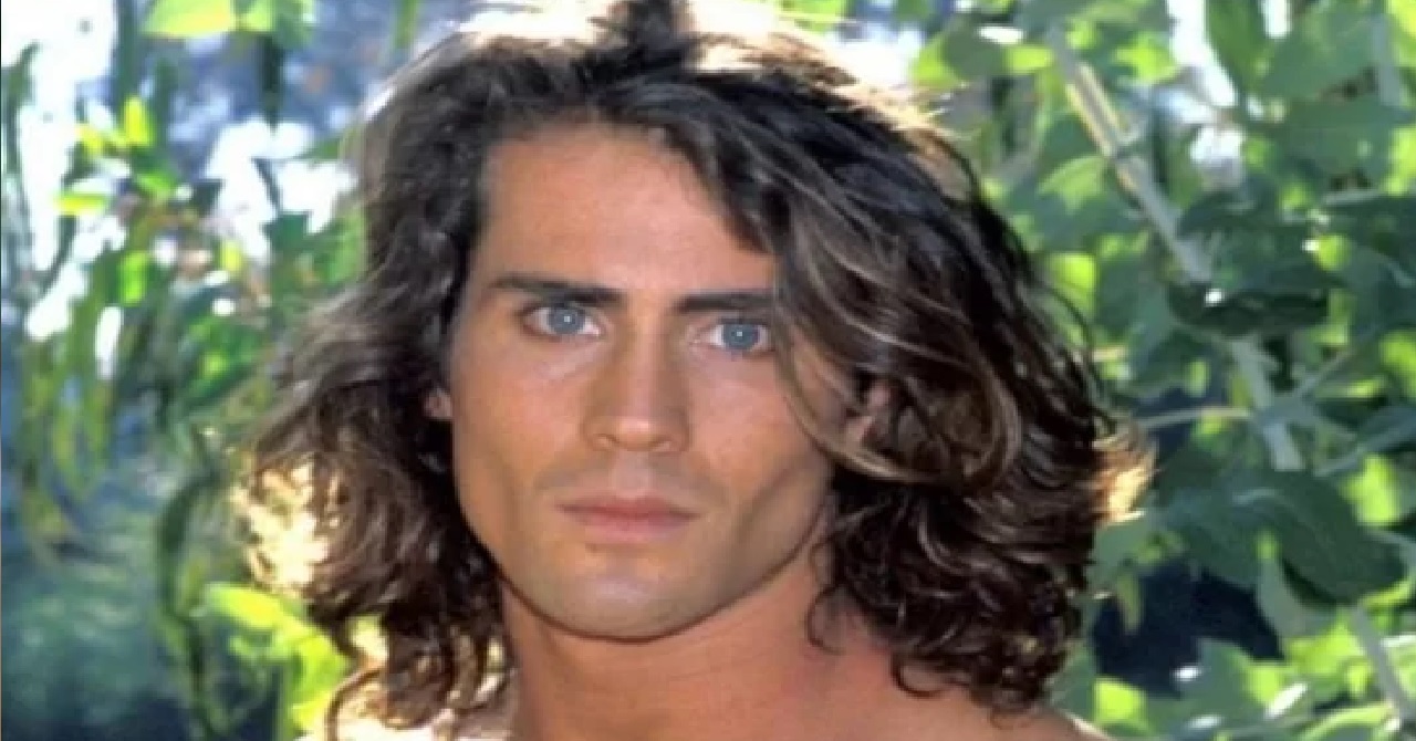 Joe Lara, ator clássico de Tarzan, morre em acidente de avião aos 58 anos