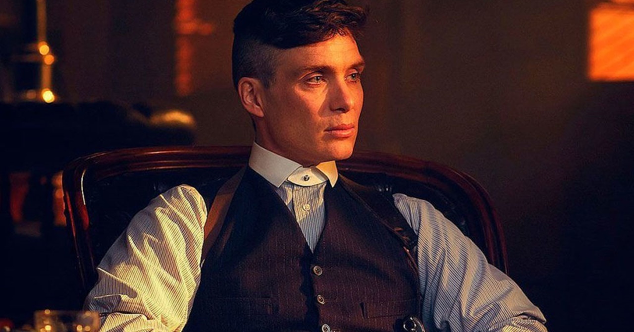 Cillian Murphy volta como Tommy Shelby no filme de Peaky Blinders ; as filmagens já começaram