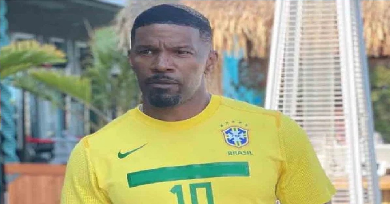 É do Brasil! Jamie Foxx posa com camisa da seleção e marca Pelé em publicação