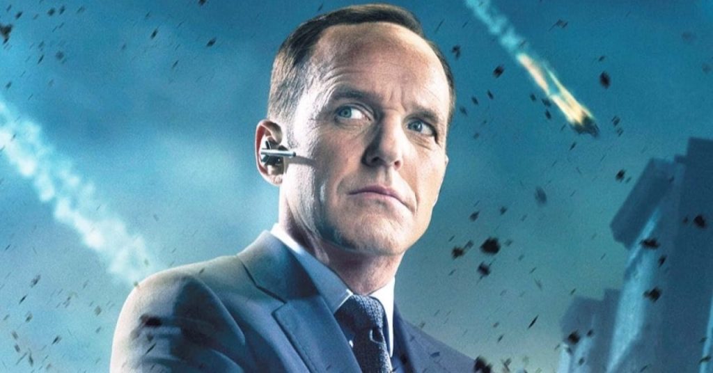 Agente Phil Coulson é ressuscitado e pode não ser mais o herói que um dia foi