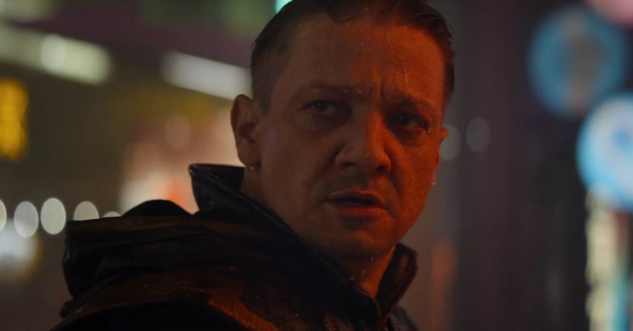 Vídeo: Jeremy Renner é resgatado de helicóptero após grave acidente
