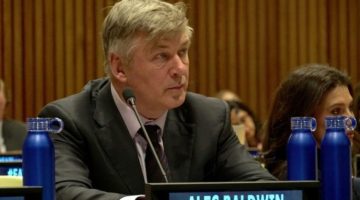 Novas evidências e debate intenso marcam mais um capítulo do julgamento de Alec Baldwin