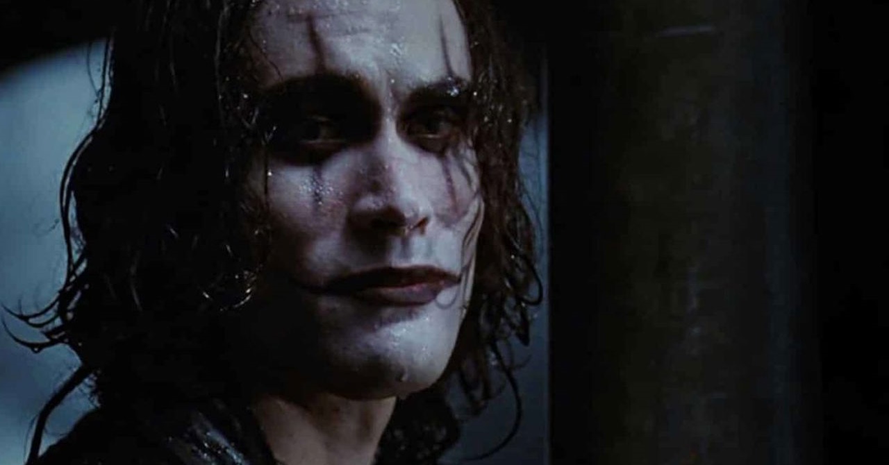 Tragédia de Alec Baldwin traz à lembrança a morte parecida de Brandon Lee