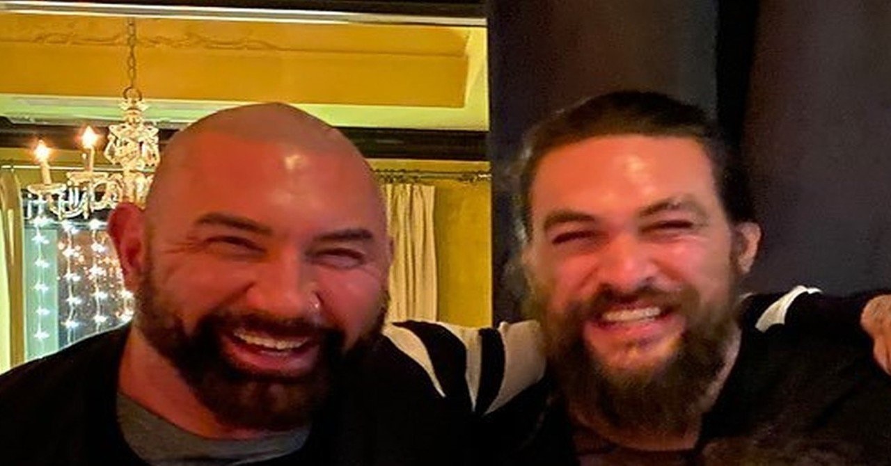 Pediu pelo Twitter! Filme de ‘tiras’ com Dave Bautista e Jason Momoa vai rolar