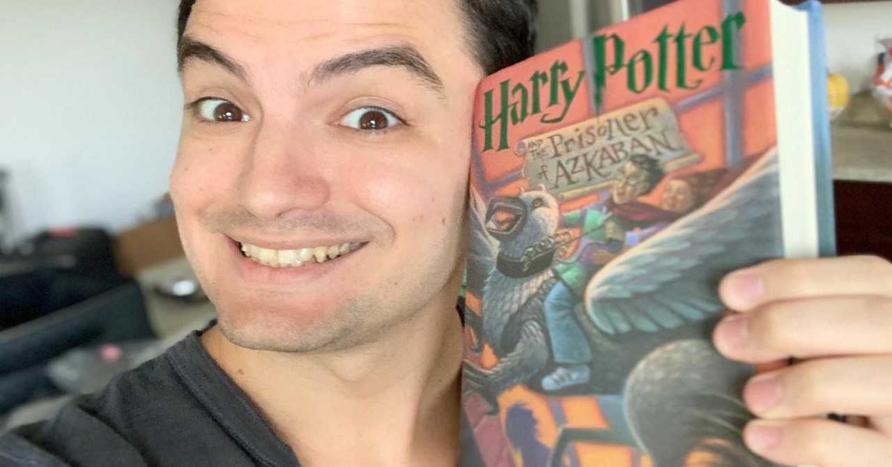 Felipe Neto sobre JK Rowling: ‘decidiu atacar mulheres trans como objetivo de vida’