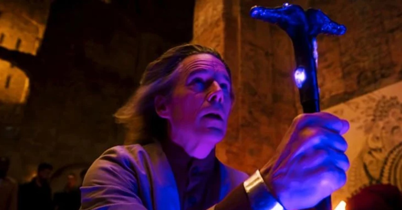 Cavaleiro da Lua: e se o vilão Arthur Harrow for o Doutor Destino disfarçado?