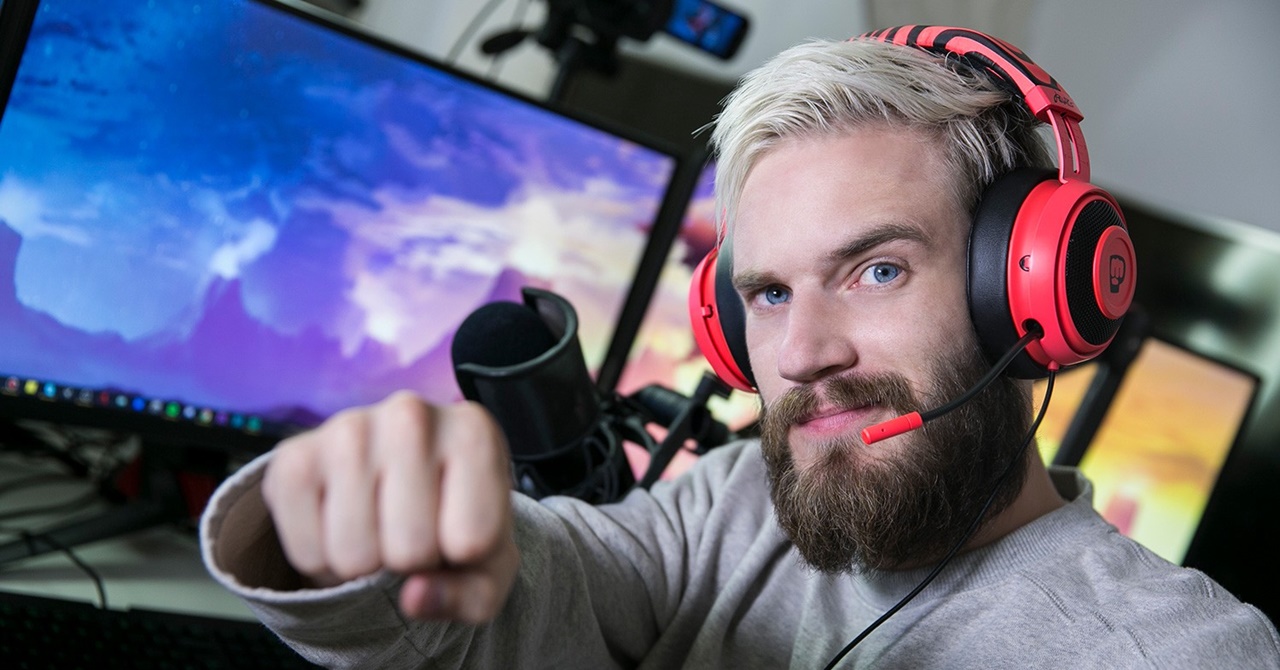 Youtuber PewDiePie compra faca proibida pela web e recebe visitinha da polícia