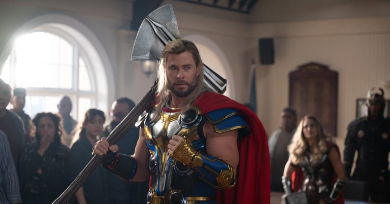‘Vingadores: Guerras Secretas’: Chris Hemsworth revela parceria perfeita de Thor
