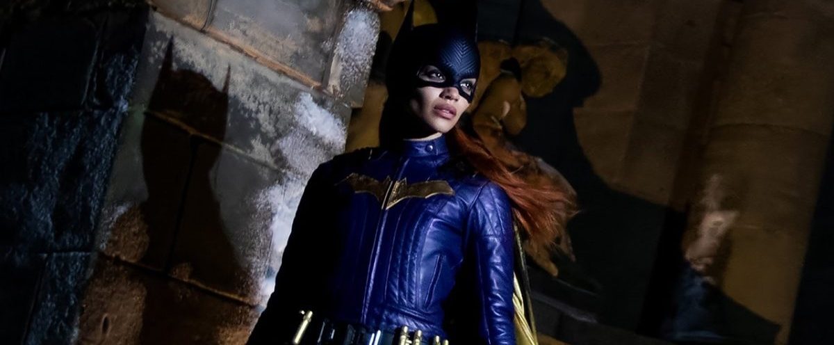 Batgirl: J.K. Simmons comenta filme cancelado da heroína
