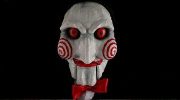 Jogos Mortais 11 terá retorno de Tobin Bell como Jigsaw, apesar da morte do personagem