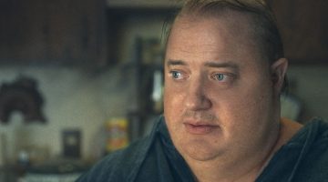 Após anos afastado, Brendan Fraser chora ao ser aplaudido de pé por atuação