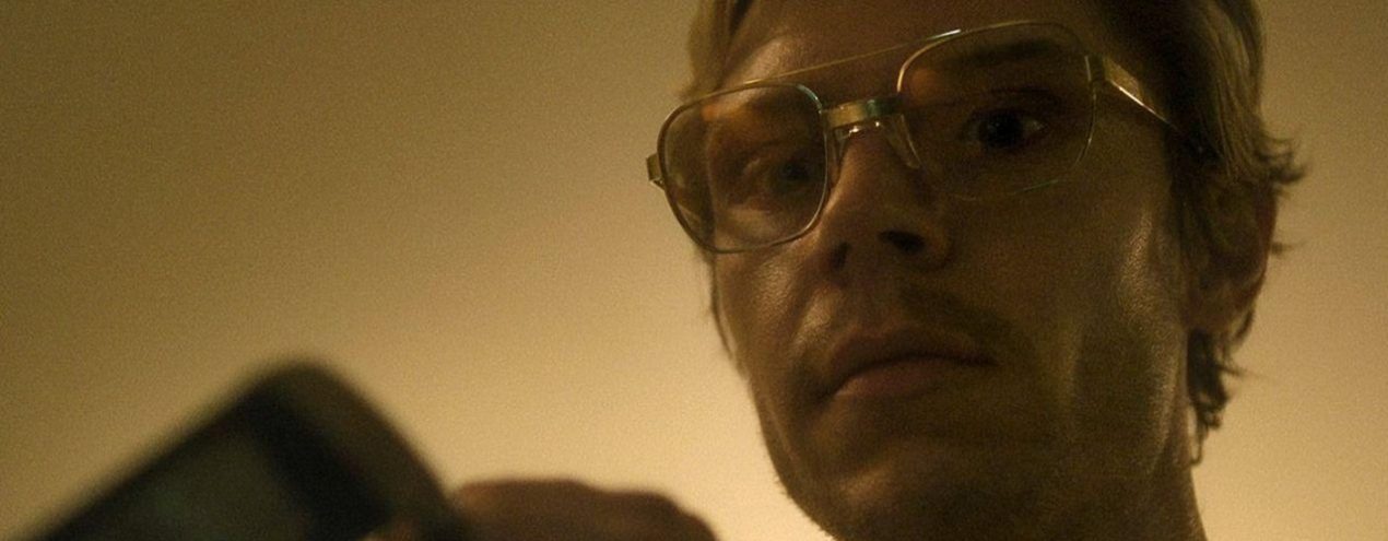 Jeffrey Dahmer netflix Evan Peters