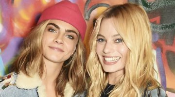 Margot Robbie cai de carro em movimento após ‘abordagem agressiva’ de fotógrafo