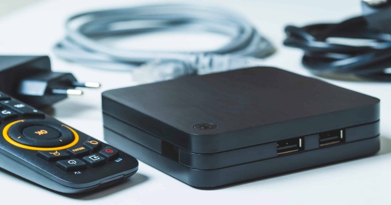 Anatel tem planos para tornar as caixinhas piratas de IPTV ‘ruins’: ‘desencorajar’