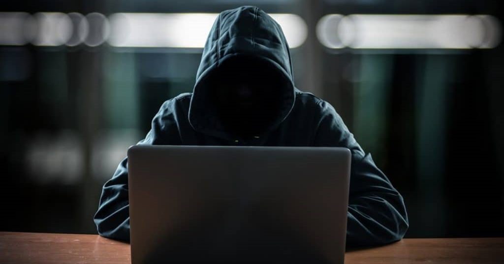 Polícia prende a primeira pessoa do mundo por uso indevido do ChatGPT