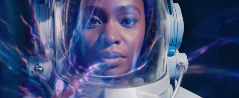 Onde está Monica Rambeau em Vingadores: Doutor Destino?