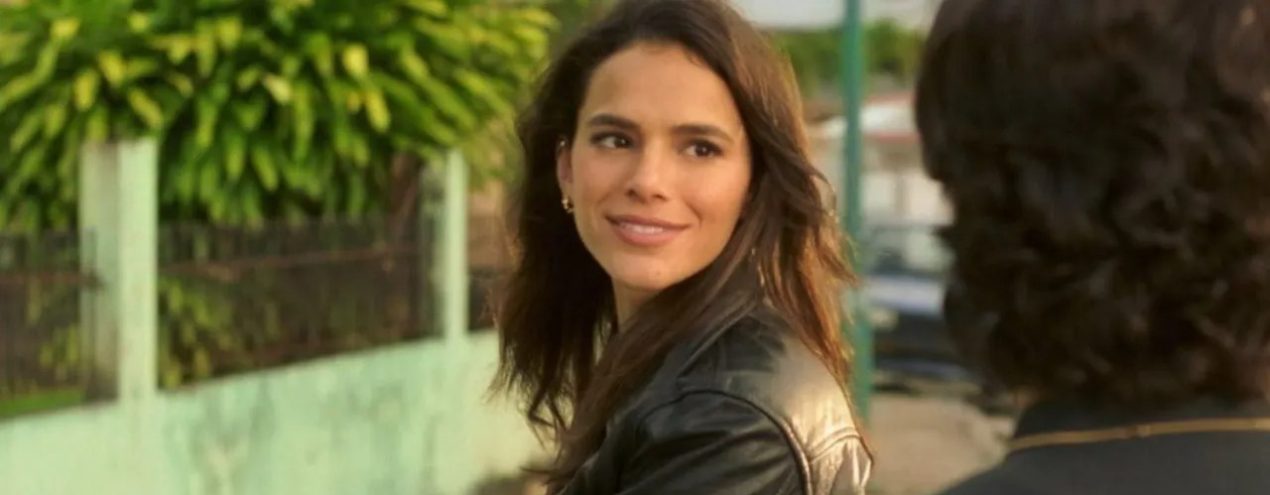 bruna marquezine besouro azul 3