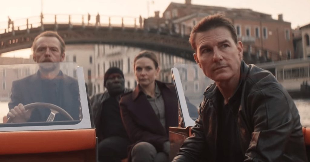 Diretor explica por que Tom Cruise foi obrigado a usar peruca em Missão Impossível 7