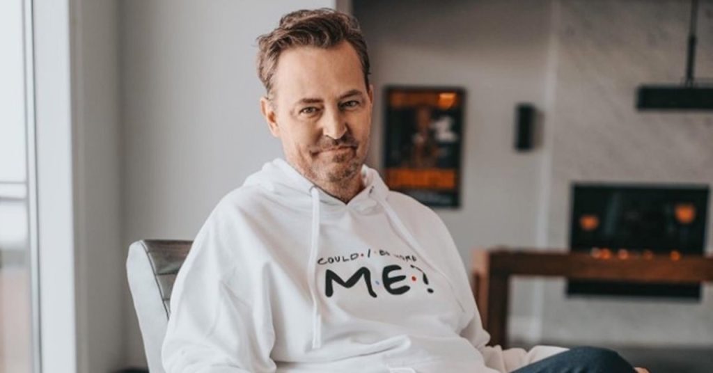 Julia Roberts fala pela primeira vez sobre morte de Matthew Perry, com quem namorou