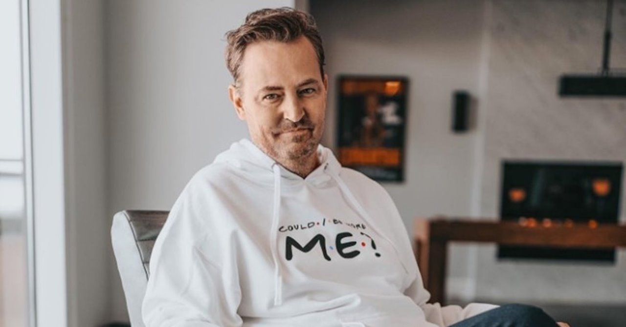Julia Roberts fala pela primeira vez sobre morte de Matthew Perry, com quem namorou