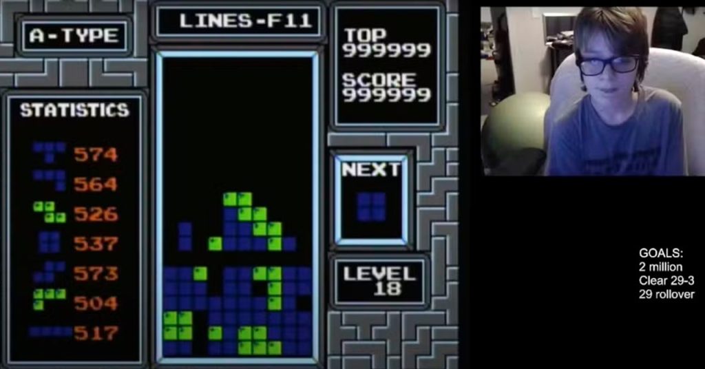 Garoto de 13 anos consegue o ‘impossível’ e é o primeiro da história a vencer Tetris