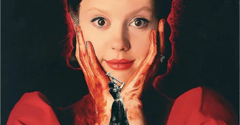 mia goth blade