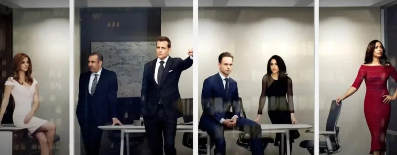 reunion de suits