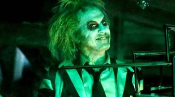 Michael Keaton entrevista Beetlejuice em paródia hilária