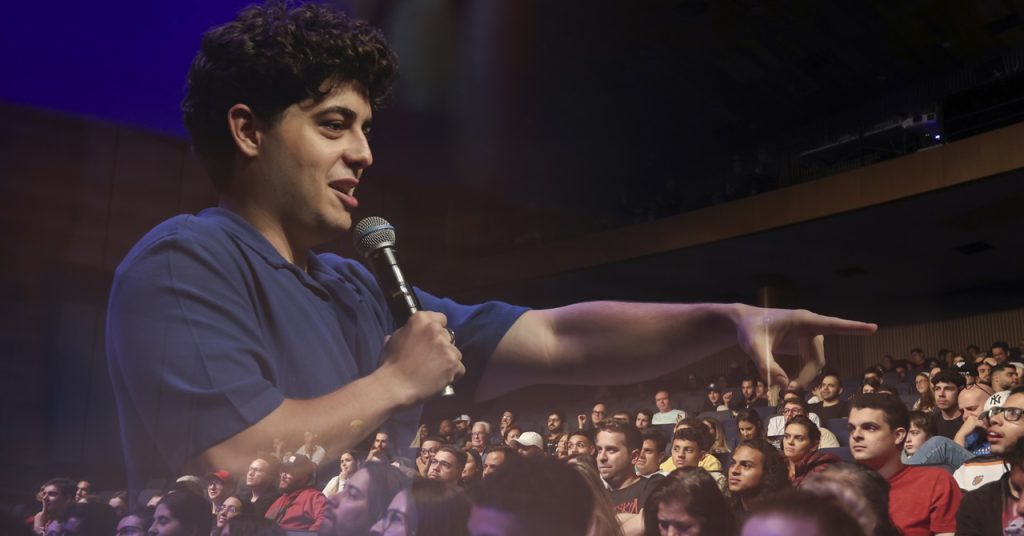 Última oportunidade! O que rola no espetáculo EiNerd Show, com Breno Jordan?