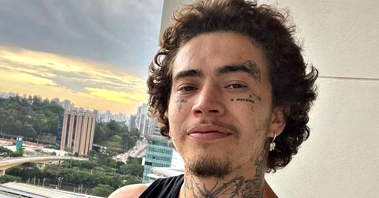 Whindersson conta que também teve (e ainda tem) perseguidores como em Bebê Rena