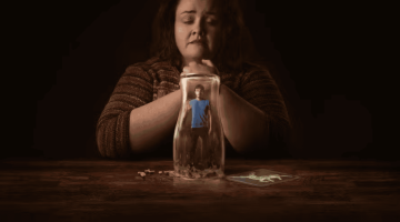 ‘Martha da vida real’ processa Netflix por Bebê Rena