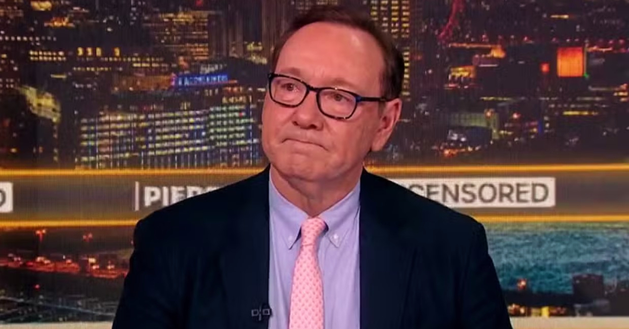 Casa de Kevin Spacey é leiloada e ele não sabe onde vai morar