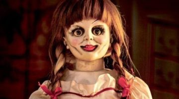 Anabelle original, sofá de Friends: o que foi destruído no incêndio da Casa Warner no Brasil