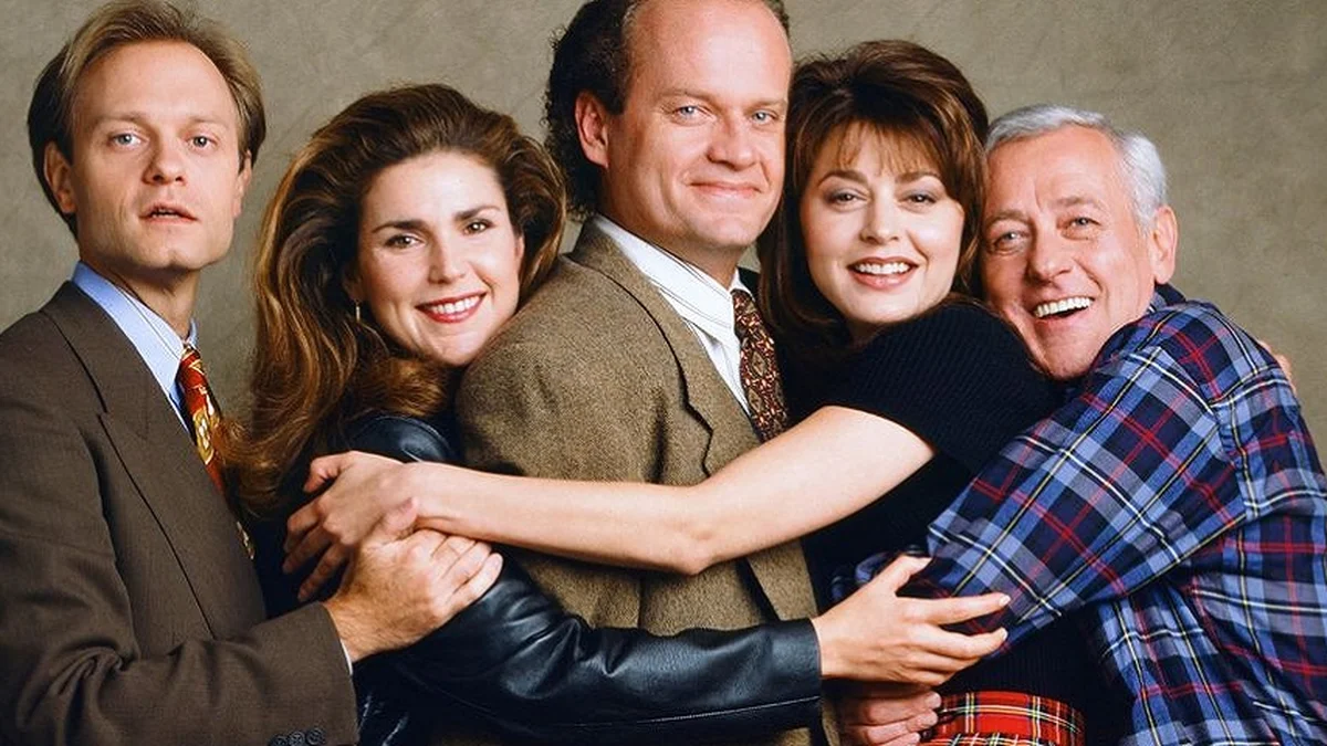 Kelsey Grammer elogia roteiros da 2ª temporada do reboot de Frasier