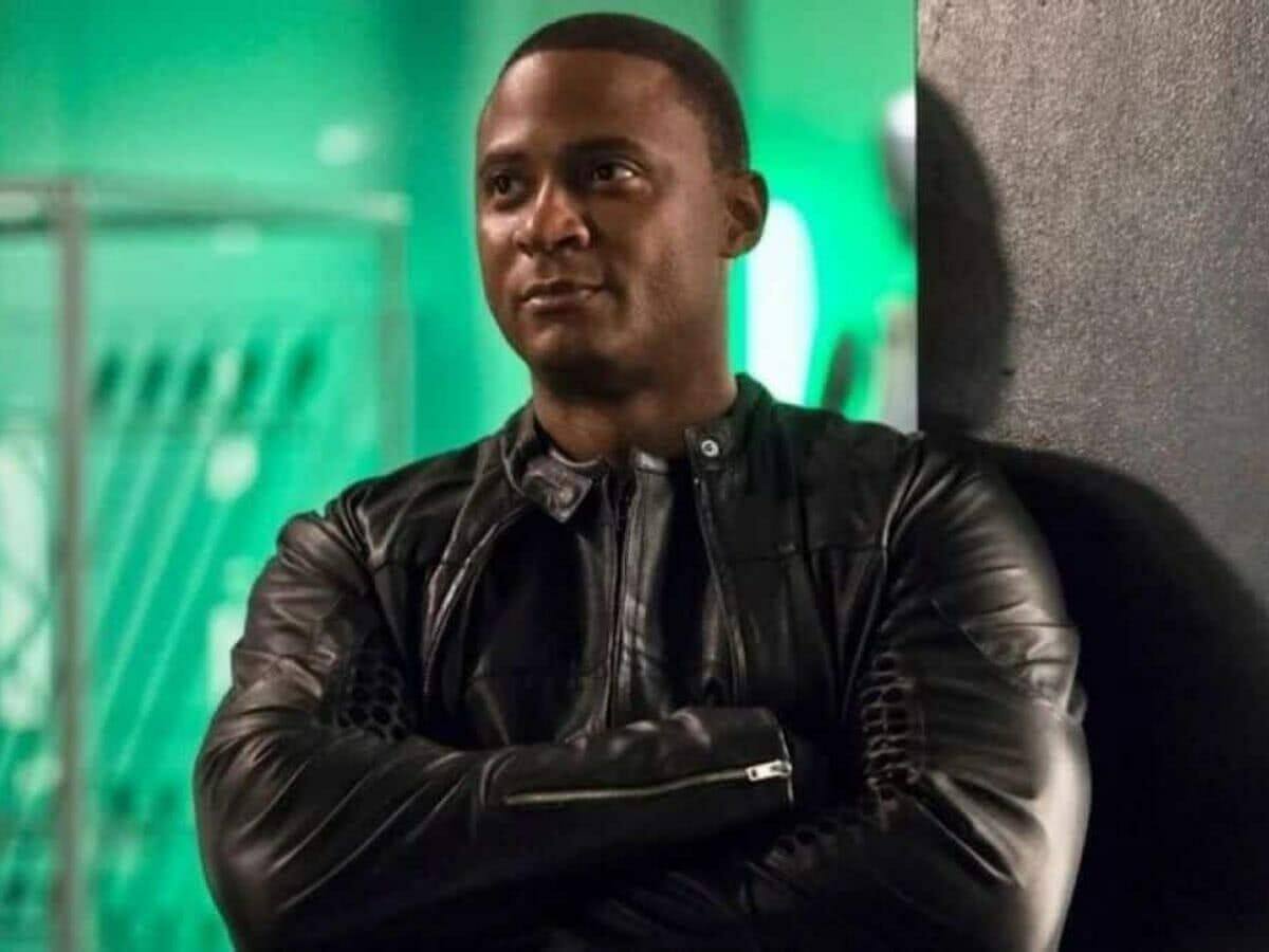 Visual inédito do traje de Lanterna Verde do Arrowverse revelado