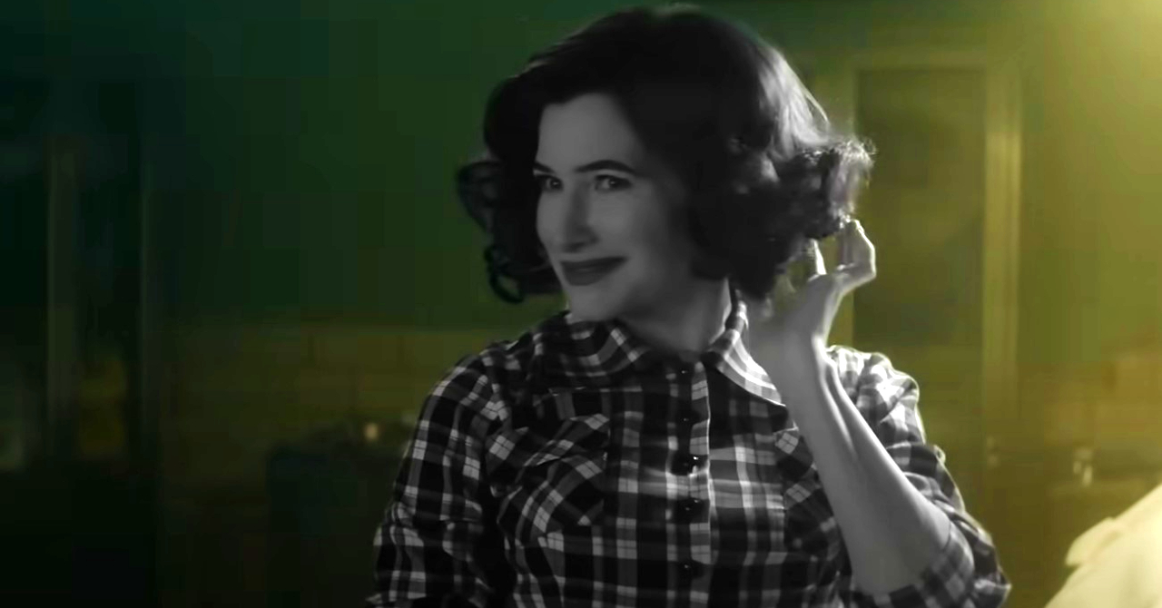 Na Disney! Kathryn Hahn foi quem propôs cena de nudez em Agatha Desde Sempre